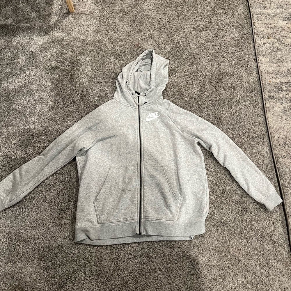 Woman’s nike sweater